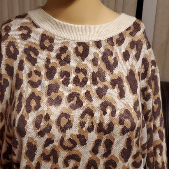 A New Day animal print sweater size large NWT - Picture 2 of 4